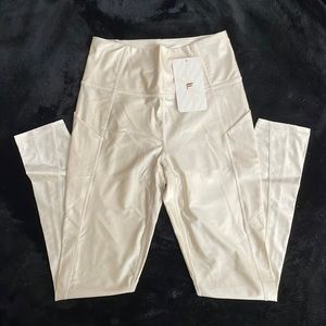 Fabletics Oasis High Waisted Shine 7/8 Legging